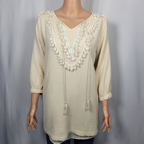 Umgee Boho Cream Tassel Top in a Women's Size Large - Picture 1 of 13